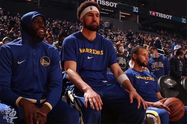 更折射出 更折射出